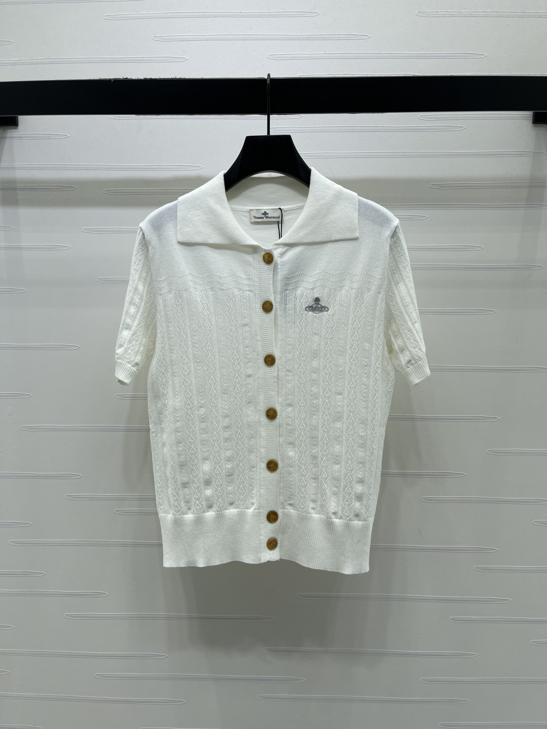 Women's short sleeves